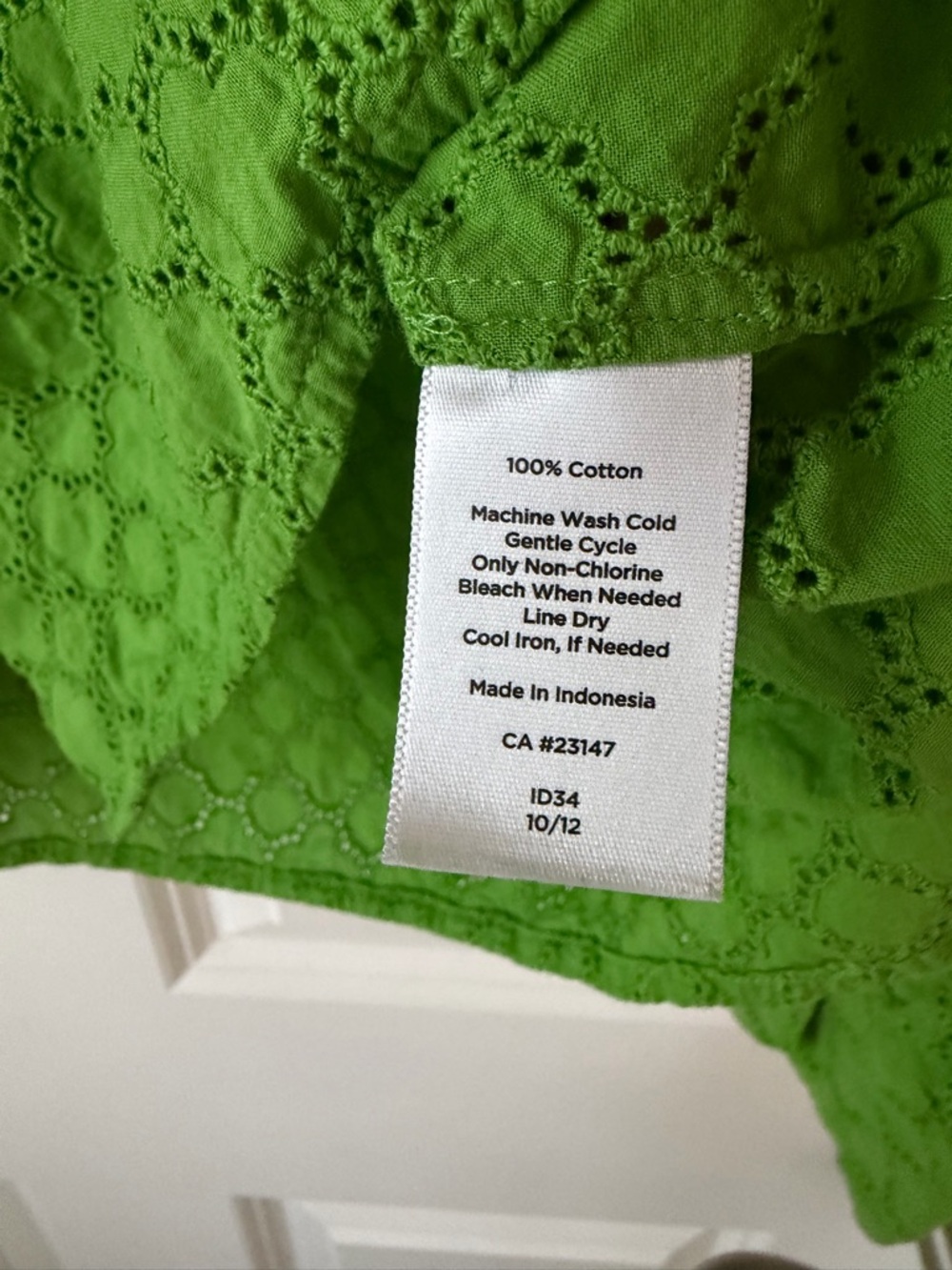Talbots Green Eyelet Cotton Button Up Blouse - Picture 4 of 7